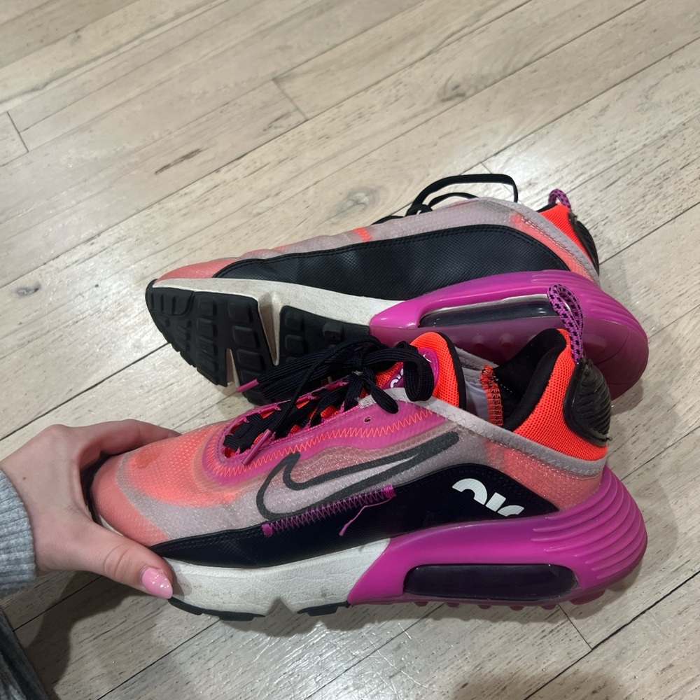 Nike Air Max Pink and Black Athletic Shoes